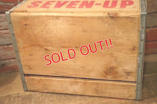画像8: dp-240814-04 SEVEN-UP 7 UP / 1970's Wood Box