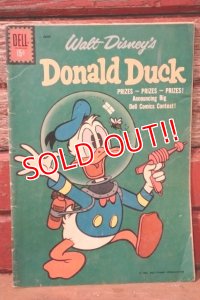 ct-ct-220401-01 Walt Disney's Donald Duck / DELL May-June, 1961