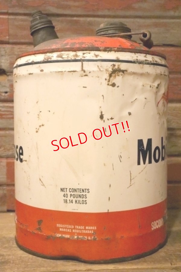 画像4: dp-240911-38 Mobilgrease / 1940's-1950's 5 U.S. GALLONS CAN