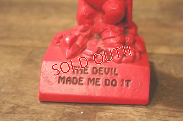 画像3: ct-241008-98 PAURA 1971 Red Devil Message Doll "THE DEVIL MADE ME DO IT"