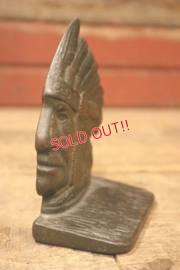 画像3: dp-241008-06 Indian Head Bookend