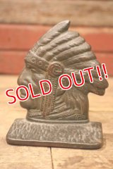 dp-241008-06 Indian Head Bookend