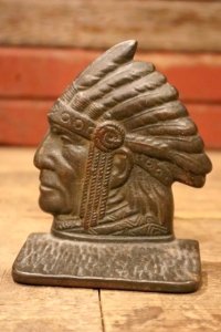 dp-241008-06 Indian Head Bookend