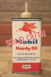 dp-241106-09 Mobil / 1950's-1960's Handy Oil Can