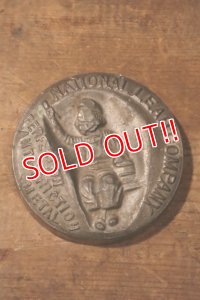 dp-240911-87 NATIONAL LEAD COMPANY 1930's Dutch Boy Paint Metal Paperweight