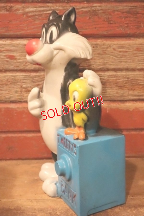 画像5: ct-241008-52 Sylvester & Tweety / 1972 Plastic Coin Bank