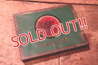 dp-241106-13 LUCKY STRIKE / 1940's Tin can