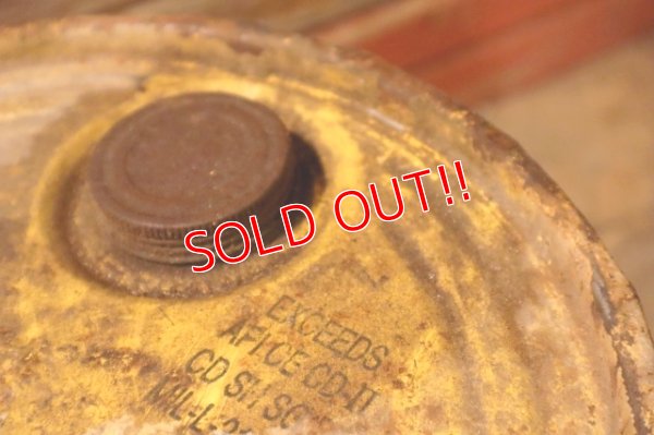 画像12: dp-240101-43 Cen-Pe-Co LUBRICANTS / 1970's-1980's 5 U.S.GALLONS Oil Can