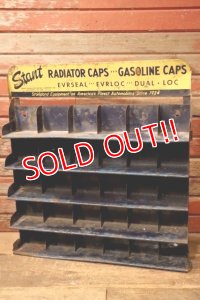 dp-241225-11 Stant 1950's RADIATOR CAPS GASOLINE CAPS Metal Rack