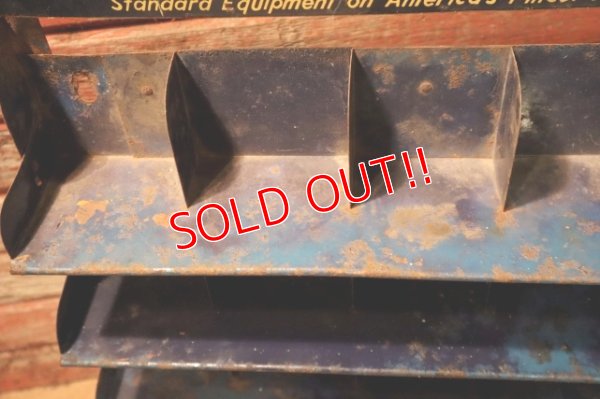 画像4: dp-241225-11 Stant 1950's RADIATOR CAPS GASOLINE CAPS Metal Rack