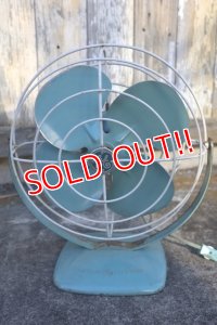 dp-241230-14 GENERAL ELECTRIC / 1950's Personal Fan