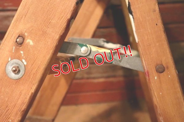 画像9: dp-241106-01 Vintage Wood Step Ladder