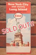 dp-240605-06 Esso / 1958 Road Map "New York City and vicinity Long Island"