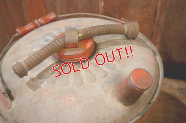 画像8: dp-240908-06 1950's-1960's GASOLINE CAN