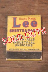 dp-250205-77 Lee 1940's-1950's Match Book