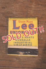 dp-250205-77 Lee 1940's-1950's Match Book