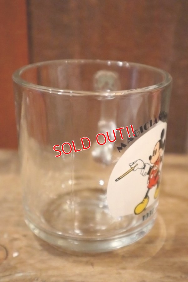 画像3: ct-250205-13 Mickey Mouse / Anchor Hocking 1970's Mug "MAGICIAN MICKEY"