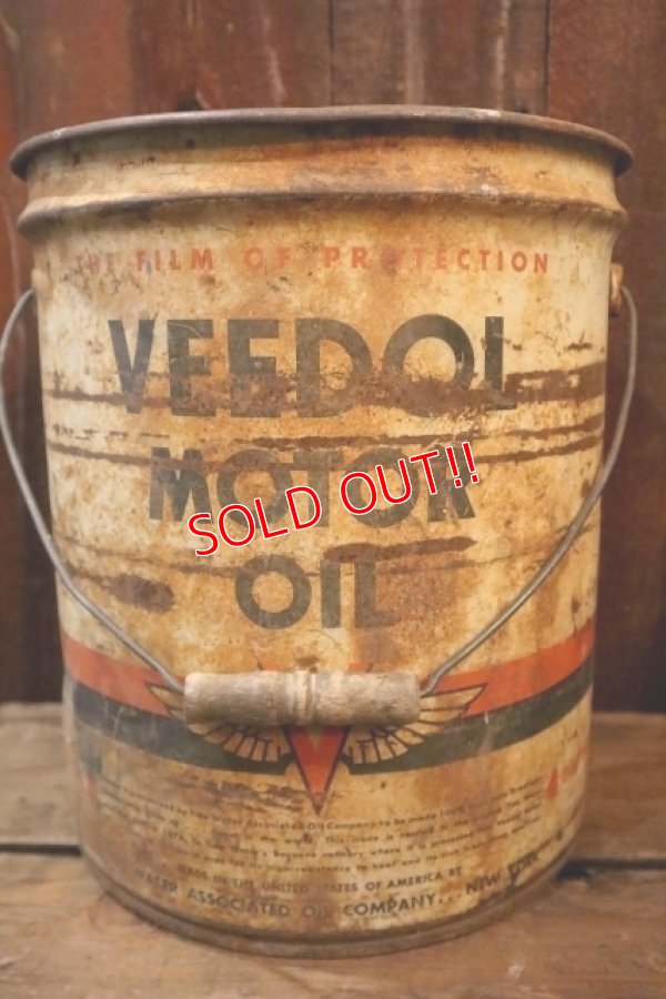 画像3: dp-250205-68 VEEDOL MOTOR OIL 1950's 5 U.S. GALLONS CAN
