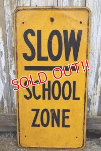 dp-250319-19 Road Sign "SLOW SCHOOL ZONE"