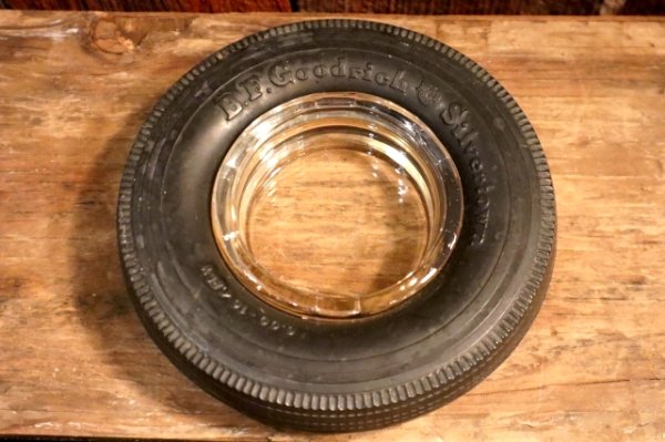 画像1: dp-250320-30 B.F. Goodrich Silvertown 1940's-1950's Tire Ashtray