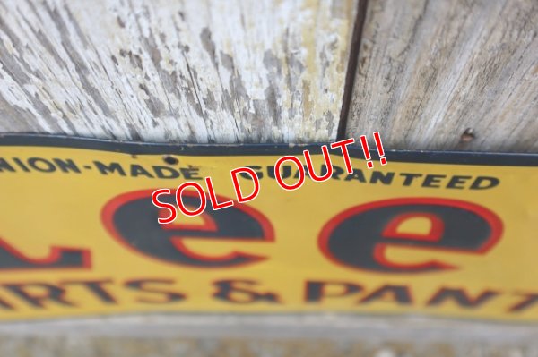 画像8: dp-250319-25 Lee 1940's-1950's SHIRT AND PANTS Advertising Metal Sign