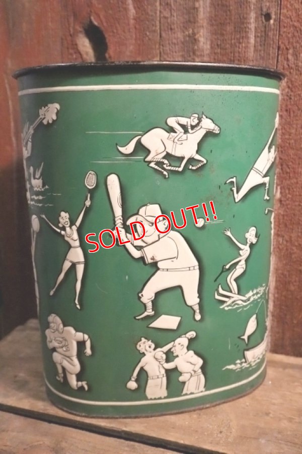 画像1: dp-250404-09 WEIBRO CORP 1970's Sports Themed Metal Trash Can 
