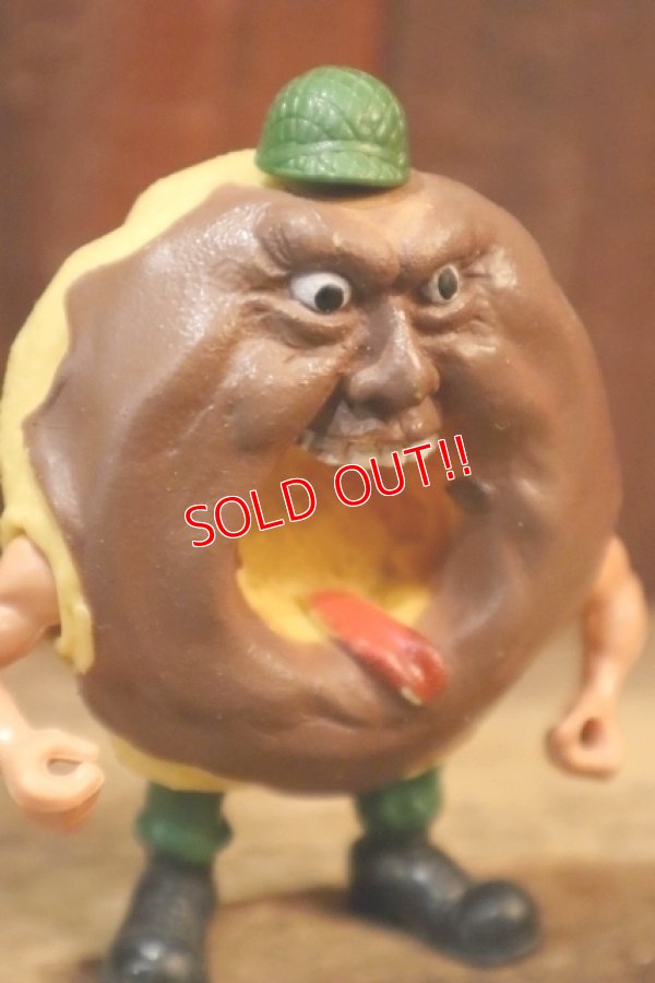 画像2: ct-250319-43 MATTEL 1988 FOOD FIGHTERS "MAJOR MUNCH" Action Figure 