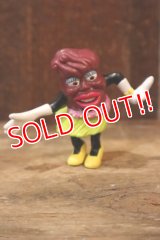 ct-250404-14 The California Raisins / 1989 PVC Figure "Girl With Grass Skirt"