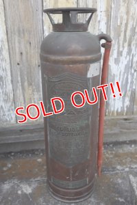dp-250401-12 GENERAL QUICK AID 1940's-1950's Metal Fire Extinguisher