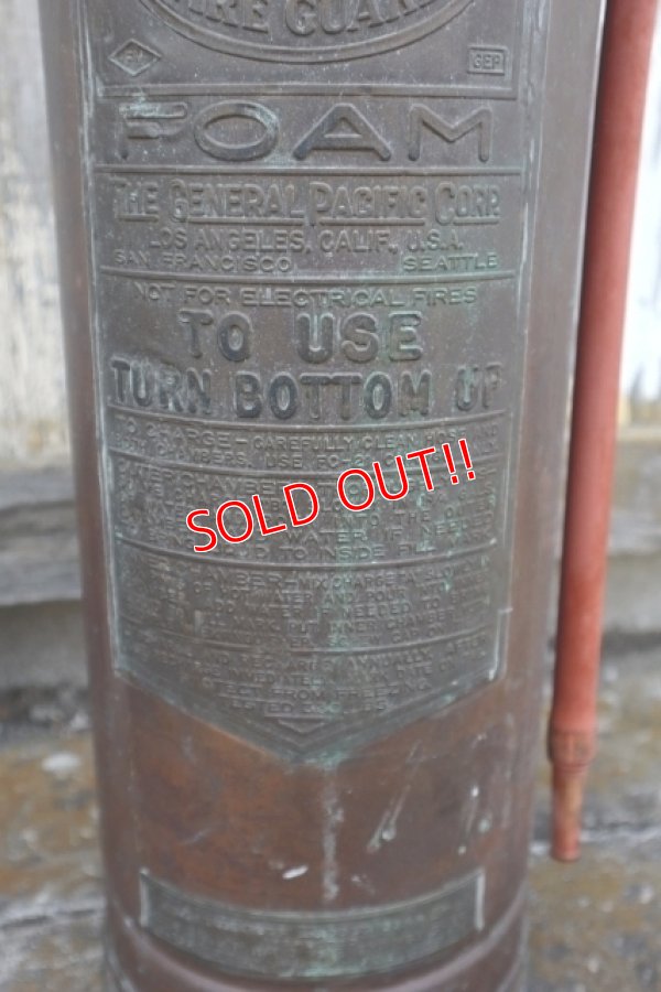 画像3: dp-250401-12 GENERAL QUICK AID 1940's-1950's Metal Fire Extinguisher