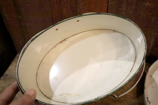 画像10: dp-250404-01 THE OHIO ART CO. 1950's-1960's COLLEGE PENNANTS TIN BOX