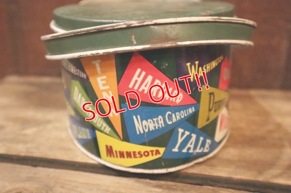 画像4: dp-250404-01 THE OHIO ART CO. 1950's-1960's COLLEGE PENNANTS TIN BOX