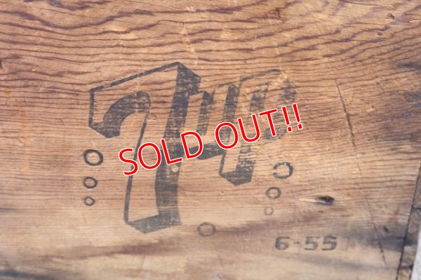 画像6: dp-250401-09 SEVEN UP 7 Up  / 1950's Wood Box