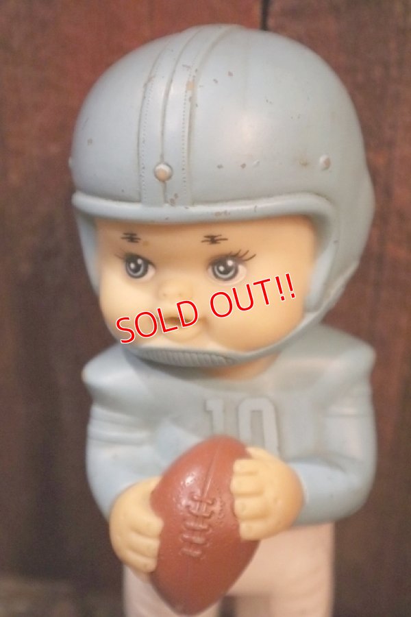 画像2: ct-250205-30 IWAI INDUSTRIAL 1971 FOOTBALL PLAYER SQUEAKY DOLL