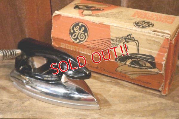 画像1: dp-250320-25 GENERAL ELECTRIC 1960's PORTABLE SPRAY SYSTEM AND DRY IRON