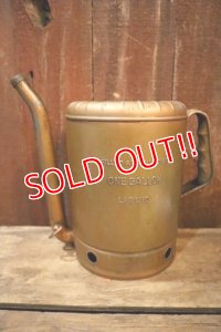 dp-250531-14 SWING SPOUT 1940's ONE GALLON OILER