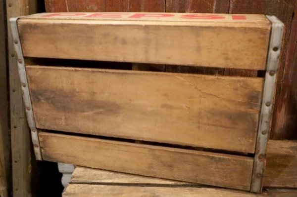 画像11: dp-250531-15 PEPSI / Vintage Wood Box