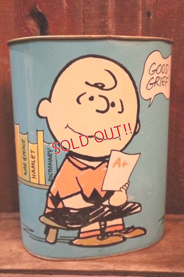 画像1: ct-250205-77 Snoopy & Charlie Brown / CHEINCO 1970's Trash Box