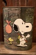 ct-250205-77 Snoopy & Charlie Brown / CHEINCO 1960's-1970's Trash Box