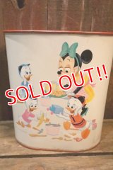 ct-250319-51 Walt Disney's / 1960's-1970's Trash Can