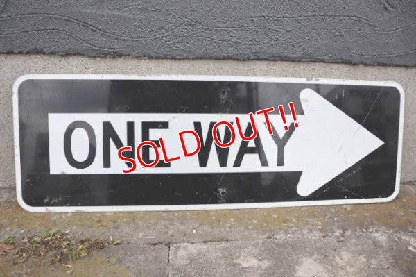 画像1: dp-250531-12 Road Sign "ONE WAY⇒"