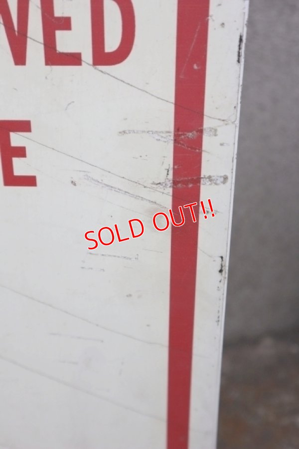 画像7: dp-250531-11 Road Sign "VISITOR PARKING ONLY"