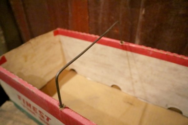 画像9: dp-250319-14 FINEST SELECTED VINE RIPEND TOMATOES / Vintage Cardboard Box