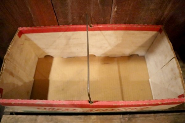 画像10: dp-250319-14 FINEST SELECTED VINE RIPEND TOMATOES / Vintage Cardboard Box