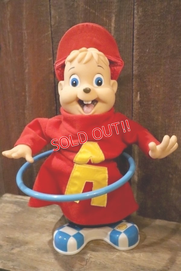 画像1: ct-250404-44 Alvin and the Chipmunks / 2004 Hula Hula Singing Alvin Doll