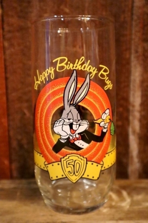 画像1: gt-250618-01 Bugs Bunny / 1990's "Happy Birthday Bugs!" Glass