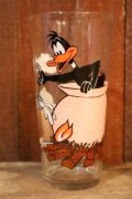 gt-250618-15 Daffy Duck & Porky Pig / PEPSI 1976 Collector Series Glass (C)
