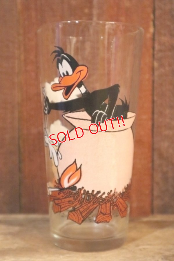 画像1: gt-250618-14 Daffy Duck & Porky Pig / PEPSI 1976 Collector Series Glass (B)