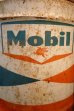 画像2: dp-250618-59 Mobil / 1960's 5 U.S. GALLONS CAN (2)