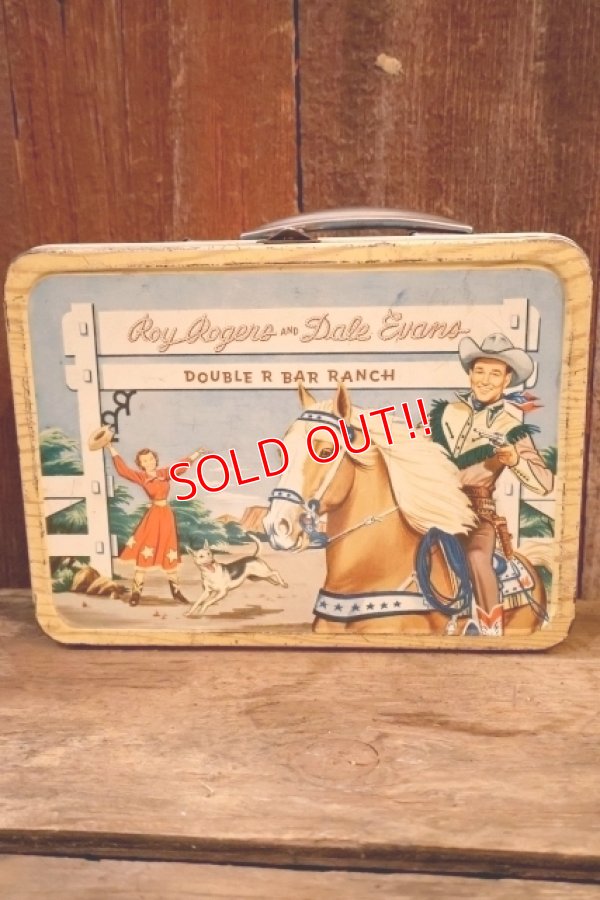 画像1: ct-250618-07 Roy Rogers and Dale Evans / American Thermos 1952 Metal Lunch Box